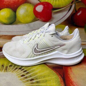 Nike Downshifter 12 Womens US 8 EU 39 White/Purple Mesh Running Shoes